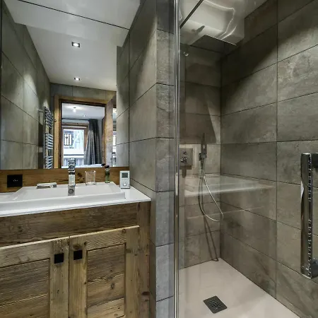 Duplex Lumineux 5 En-suite, Sauna, Proche Pistes Et Commerces, Meribel Village - Fr-1-566-10 * Les Allues